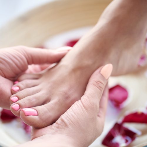 Spa treatment for tired feet Spa treatment for tired feet